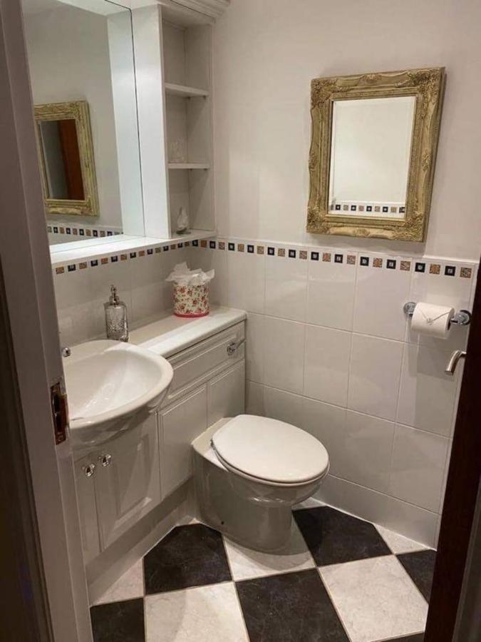 Lovely 1-Bed House In Стерлинг Экстерьер фото